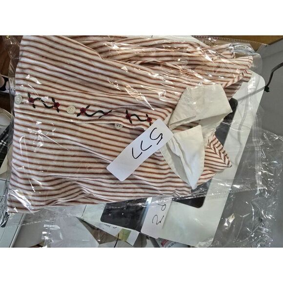 Vintage Red & White Striped Button-Down Shirt Embroidered Accents granny core - Picture 11 of 11